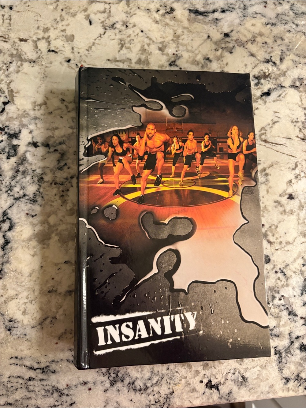 Insanity Workout Program Beachbody - Black Cover
